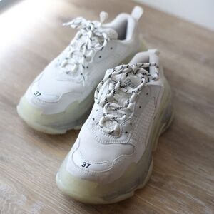 Balenciaga Woman’s triple S clear sole sneakers
